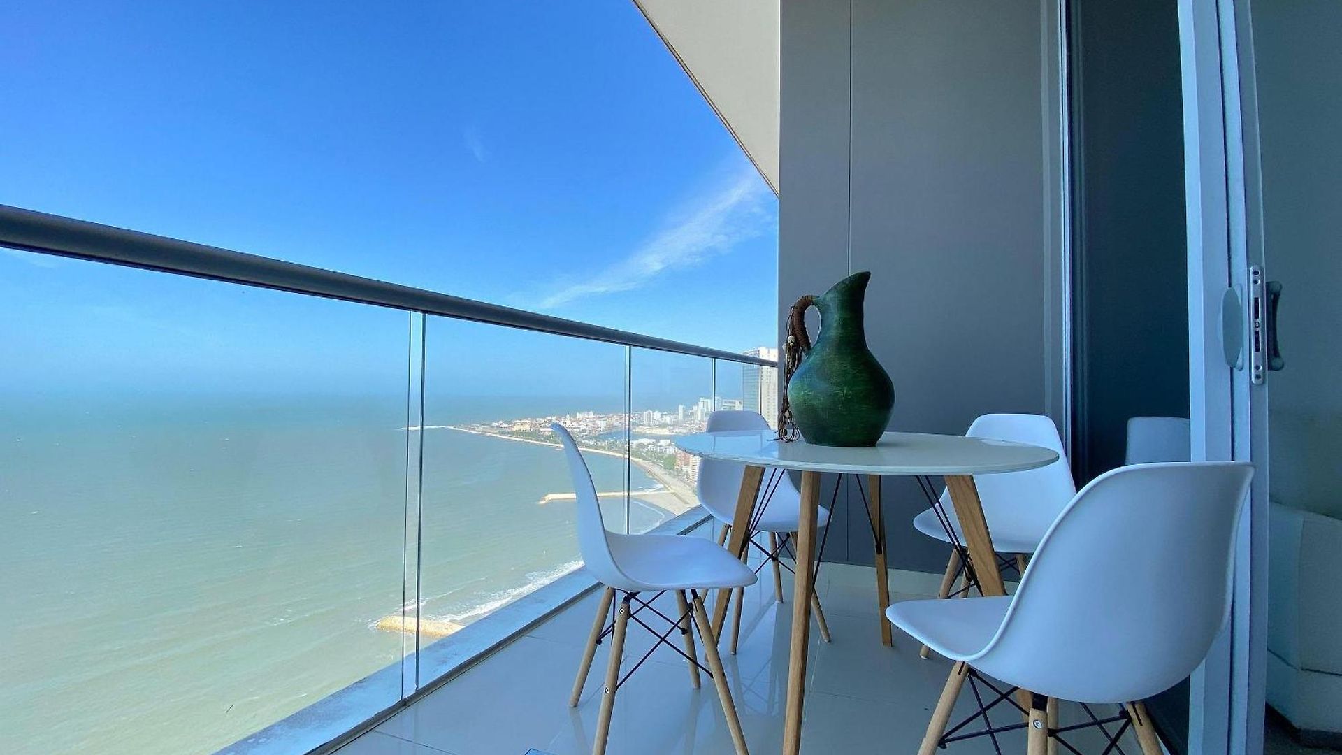 Excepcionales Con Vista Al Mar En Morros City, Apartamento